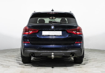 Подержанный автомобиль BMW X3 2020 года (5 фото)