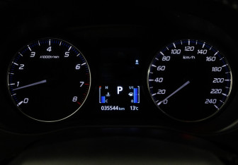 Подержанный автомобиль Mitsubishi Outlander 2021 года (24 фото)