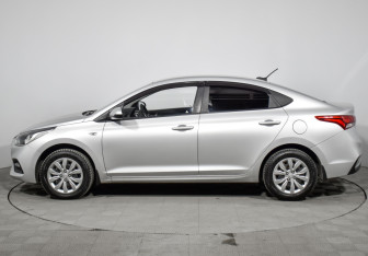 Подержанный автомобиль Hyundai Solaris Sedan 2017 года (8 фото)