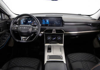 Подержанный автомобиль Exeed TXL 2022 года (9 фото)
