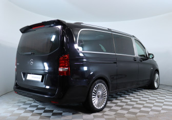 Подержанный автомобиль Mercedes-Benz Vito 2021 года (5 фото)