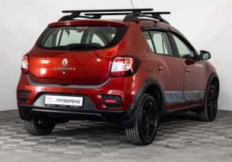 Подержанный автомобиль Renault Sandero 2020 года (5 фото)