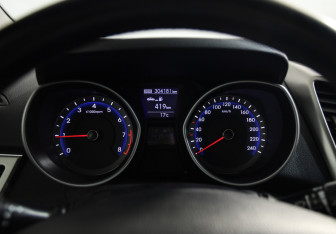 Подержанный автомобиль Hyundai i30 Hatchback 2016 года (11 фото)