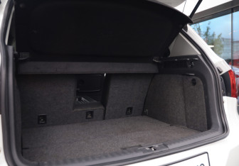 Подержанный автомобиль Volkswagen Tiguan 2008 года (25 фото)