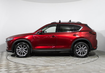 Подержанный автомобиль Mazda CX-5 2019 года (9 фото)