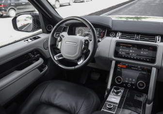 Подержанный автомобиль Land Rover Range Rover 2020 года (13 фото)
