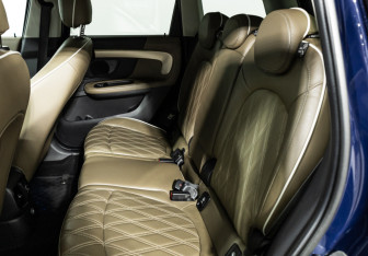 Подержанный автомобиль MINI Countryman 2017 года (10 фото)