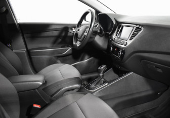 Подержанный автомобиль Hyundai Solaris Sedan 2020 года (13 фото)