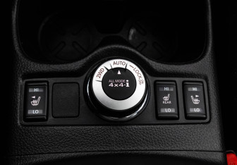 Подержанный автомобиль Toyota RAV4 2019 года (14 фото)