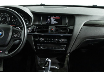 Подержанный автомобиль BMW X4 2016 года (14 фото)