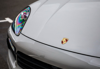 Подержанный автомобиль Porsche Cayenne 2021 года (11 фото)
