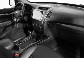 Подержанный автомобиль Kia Sorento 2015 года (13 фото)