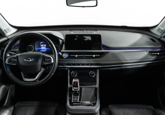 Подержанный автомобиль Chery Tiggo 8 2022 года (13 фото)