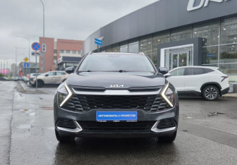 Подержанный автомобиль Kia Sportage 2022 года (2 фото)
