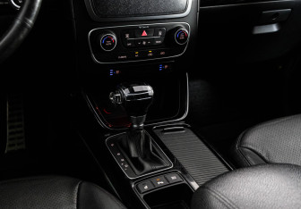 Подержанный автомобиль Kia Sorento 2014 года (13 фото)