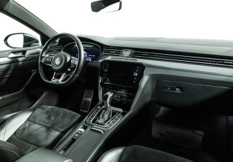Подержанный автомобиль Volkswagen Arteon 2018 года (9 фото)