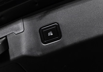 Подержанный автомобиль Changan UNI-V 2024 года (23 фото)