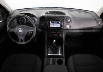Подержанный автомобиль Volkswagen Amarok 2012 года (8 фото)
