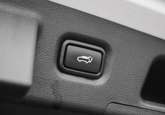 Подержанный автомобиль Hyundai Santa Fe 2019 года (40 фото)