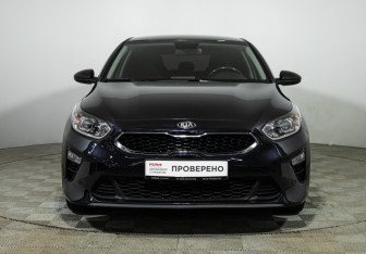 Подержанный автомобиль Kia Ceed Hatchback 2020 года (2 фото)