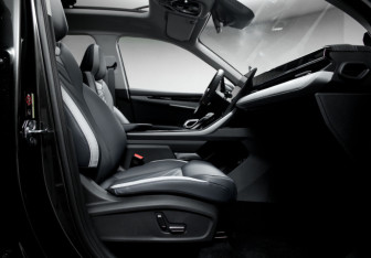 Новый Geely Atlas 2026 (18 фото)