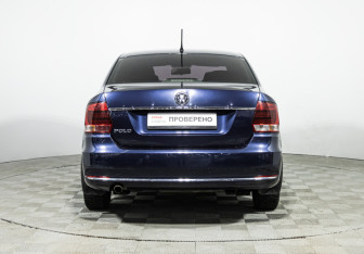 Подержанный автомобиль Volkswagen Polo Sedan 2016 года (6 фото)