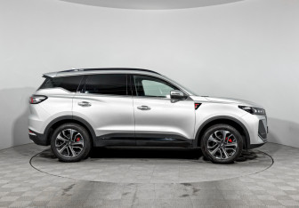 Подержанный автомобиль Chery Tiggo 7 Pro Max 2024 года (4 фото)
