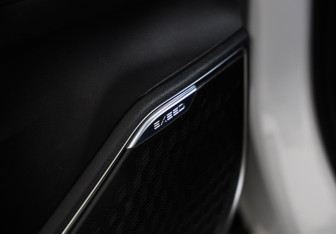 Подержанный автомобиль Exeed LX 2023 года (21 фото)