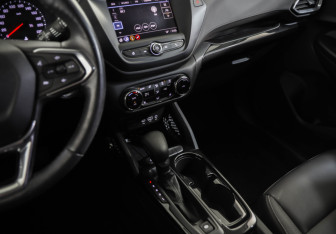 Подержанный автомобиль Chevrolet TrailBlazer 2021 года (18 фото)