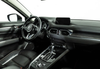 Подержанный автомобиль Mazda CX-5 2019 года (9 фото)
