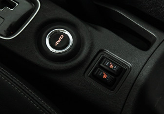 Подержанный автомобиль Mitsubishi Outlander 2016 года (18 фото)