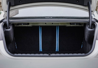 Подержанный автомобиль BMW M4 Coupe 2024 года (38 фото)