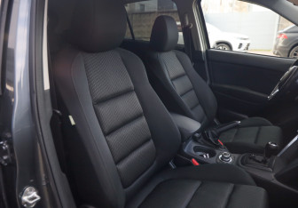 Подержанный автомобиль Mazda CX-5 2012 года (23 фото)