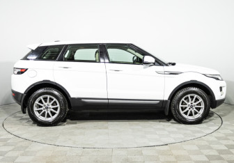 Подержанный автомобиль Land Rover Range Rover Evoque 2013 года (4 фото)