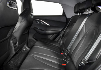 Подержанный автомобиль Omoda C5 2022 года (13 фото)