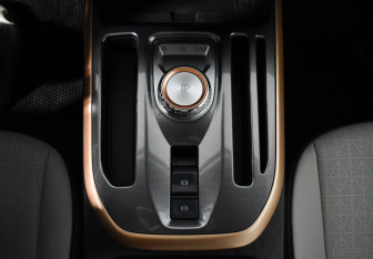 Подержанный автомобиль Haval Jolion 2024 года (12 фото)