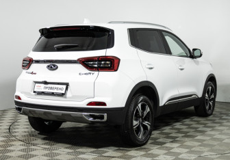 Подержанный автомобиль Chery Tiggo 4 Pro 2024 года (5 фото)