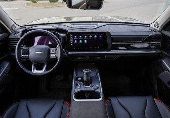 Подержанный автомобиль Haval H3 2024 года (10 фото)