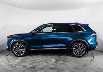 Подержанный автомобиль Geely Monjaro 2023 года (9 фото)