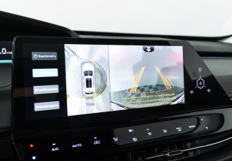 Подержанный автомобиль Changan UNI-K 2022 года (17 фото)