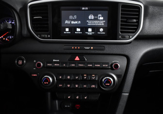 Подержанный автомобиль Kia Sportage 2018 года (16 фото)