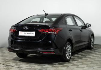 Подержанный автомобиль Hyundai Solaris Sedan 2021 года (5 фото)