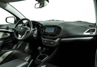 Подержанный автомобиль LADA (ВАЗ) Vesta Wagon 2019 года (9 фото)