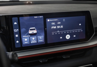 Подержанный автомобиль Geely Coolray 2023 года (14 фото)