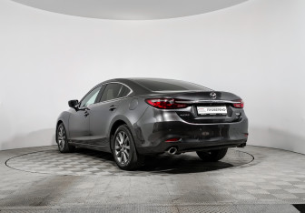 Подержанный автомобиль Mazda 6 Sedan 2021 года (7 фото)