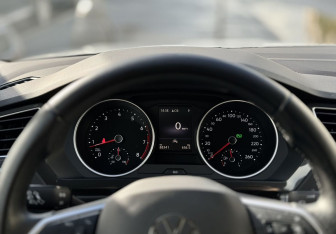 Подержанный автомобиль Volkswagen Tiguan 2021 года (13 фото)