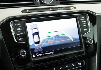 Подержанный автомобиль Volkswagen Passat Sedan 2017 года (17 фото)