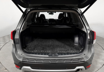 Подержанный автомобиль Subaru Forester Suv 2019 года (20 фото)