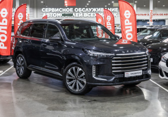 Подержанный автомобиль Exeed VX 2023 года (5 фото)