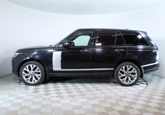 Подержанный автомобиль Land Rover Range Rover 2018 года (9 фото)